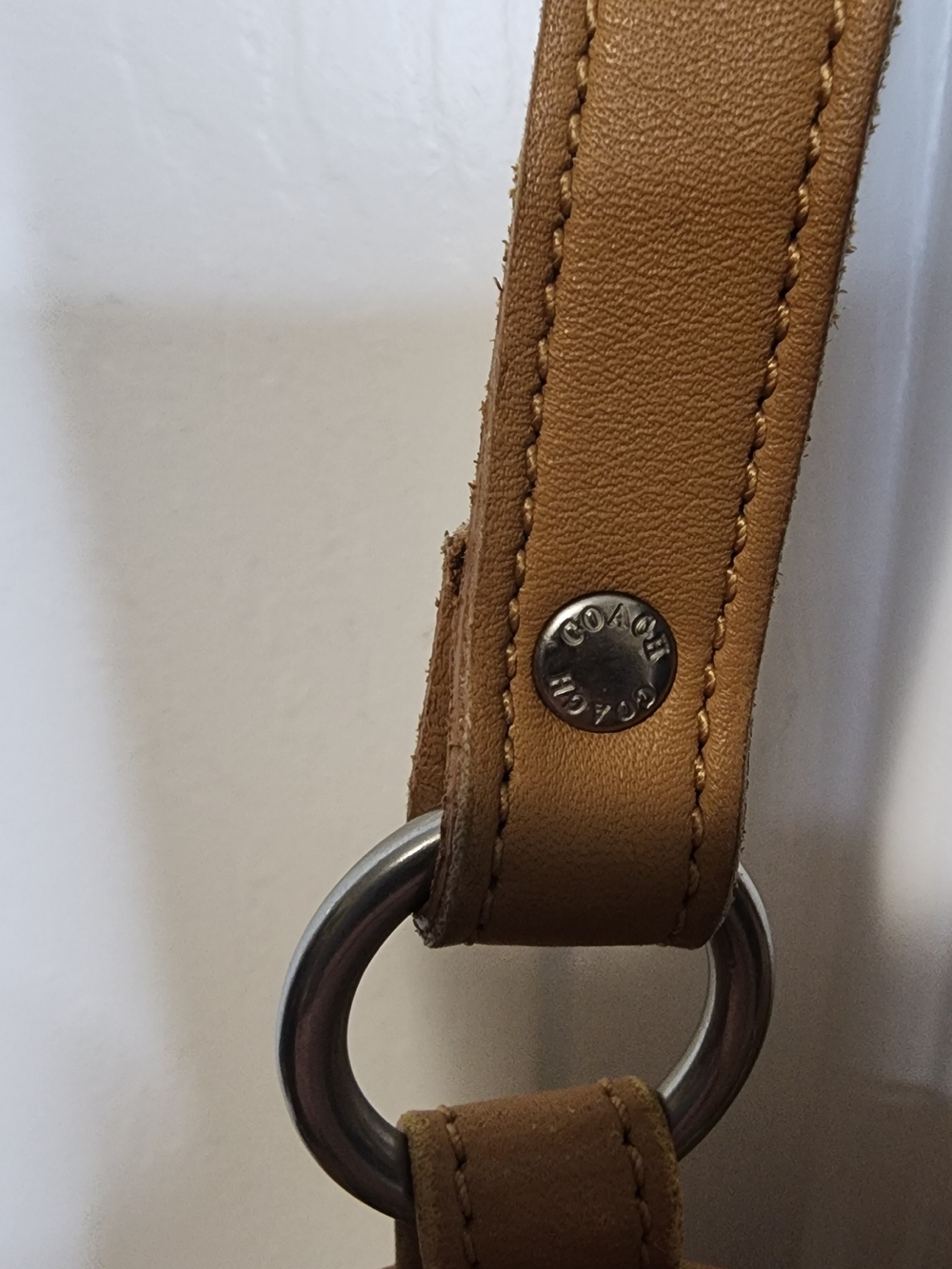 Coach Vintage Chelsea Slim Tan Leather Crossbody - Picture 2 of 11